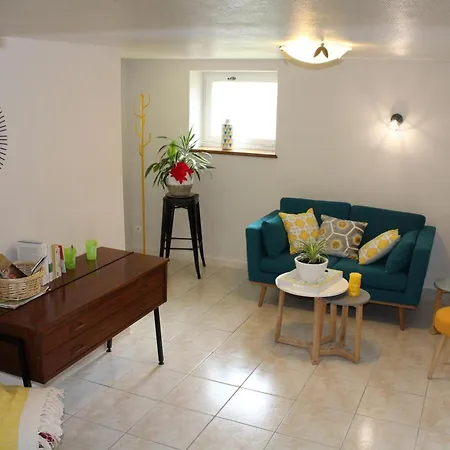 Hétvégi ház Douillet 4 Pers. Avec Jardin Et Terrasse - Fr-1-616-392